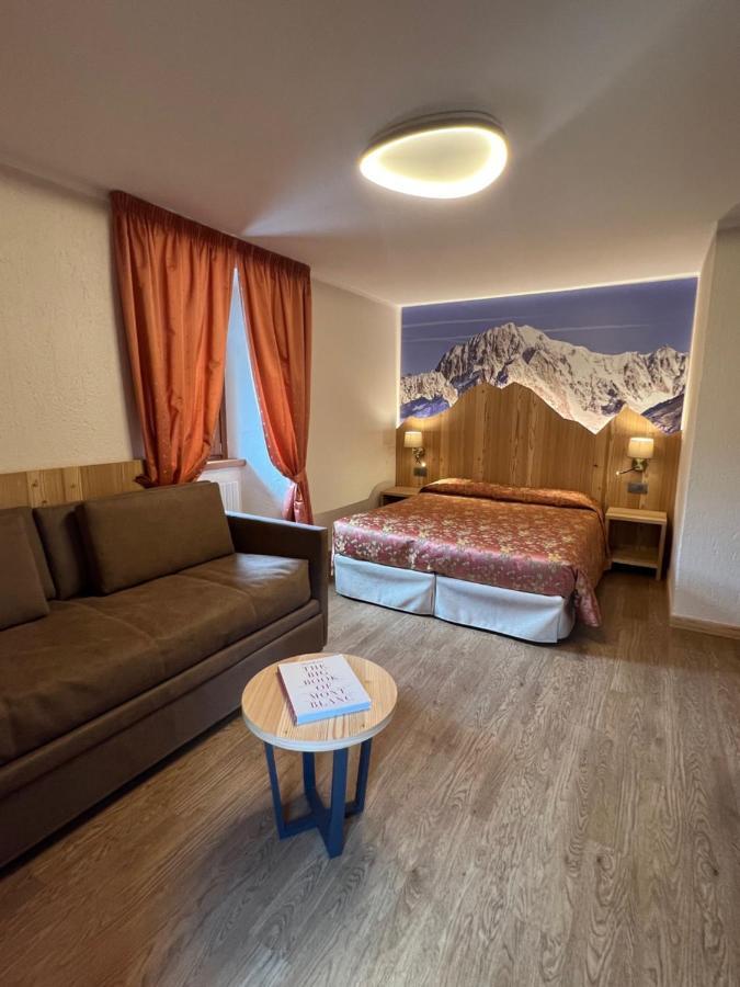 Hotel Des Glaciers Courmayeur Exterior photo