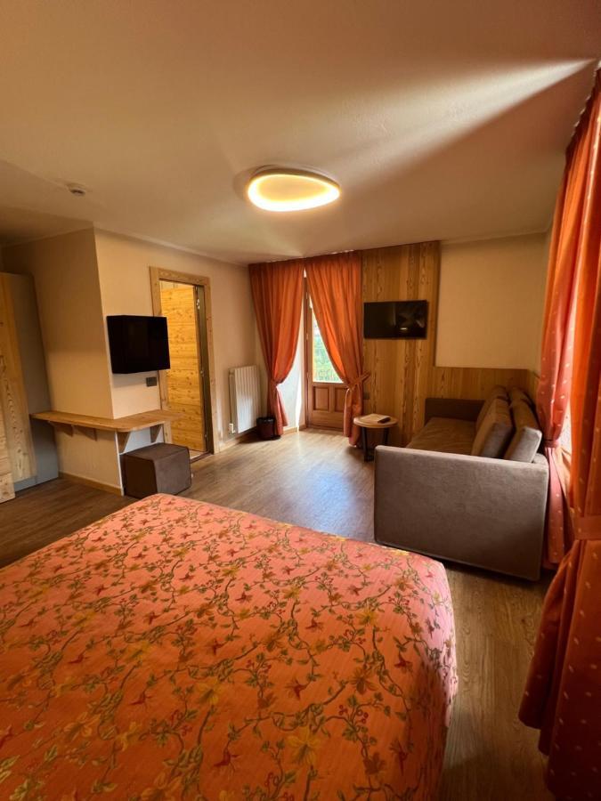 Hotel Des Glaciers Courmayeur Exterior photo