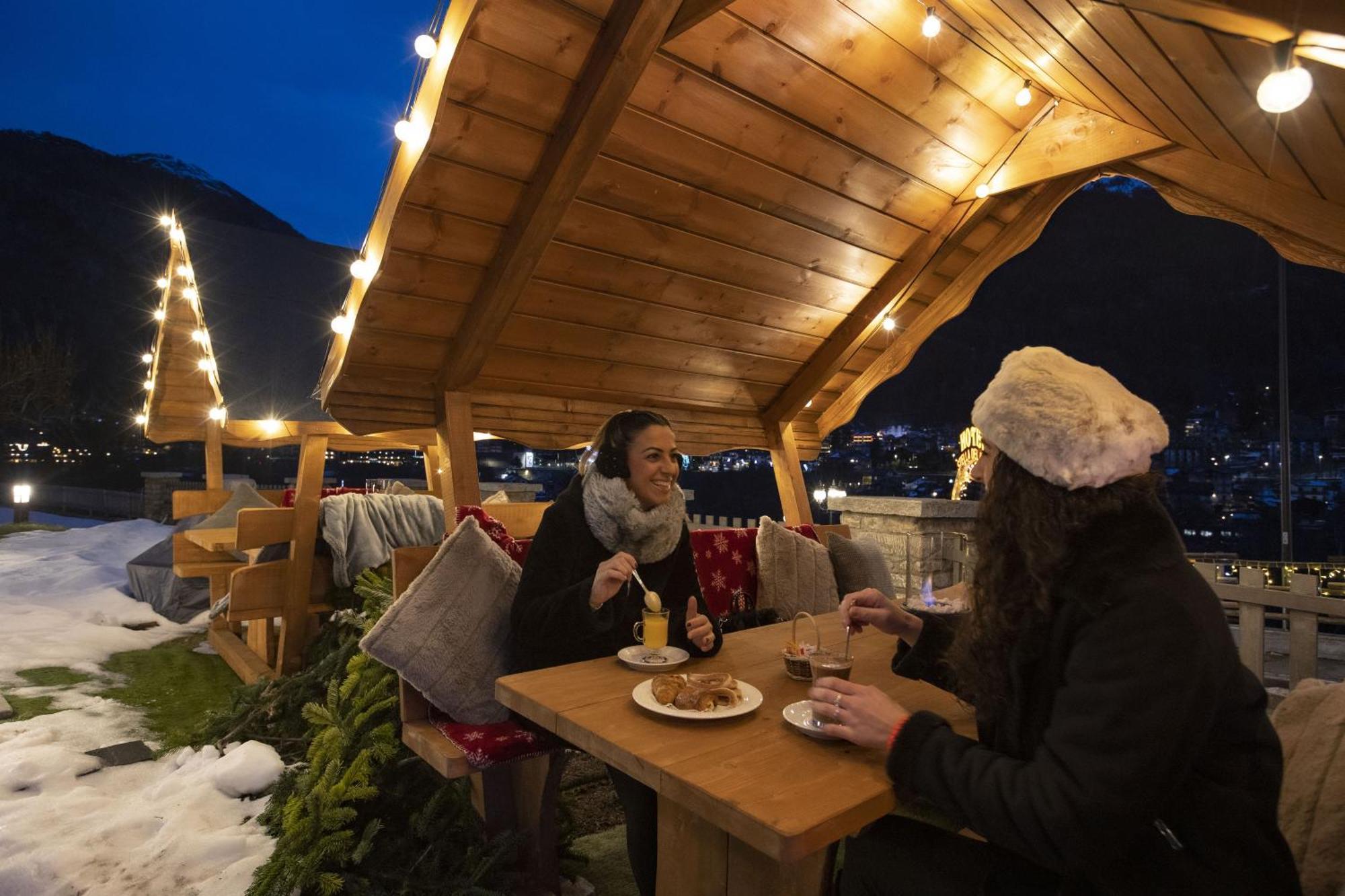 Hotel Des Glaciers Courmayeur Exterior photo